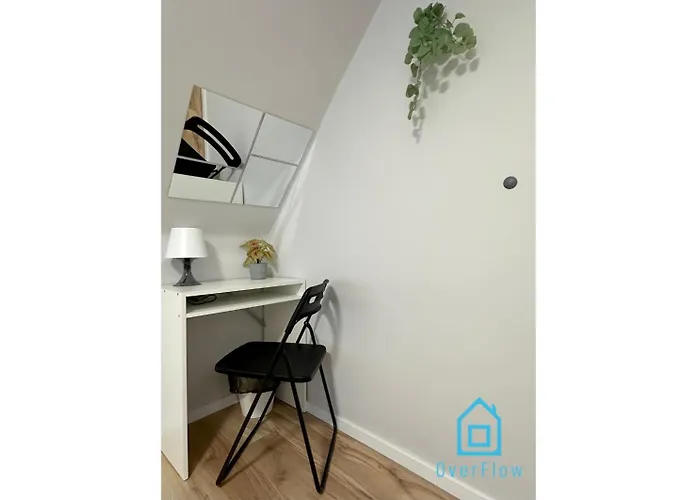 Future - 10 Minutes To Old Town בית אירוח גדנסק